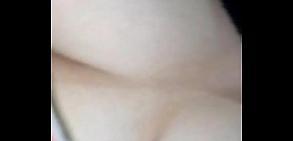  Mi novia me envía sus tetas